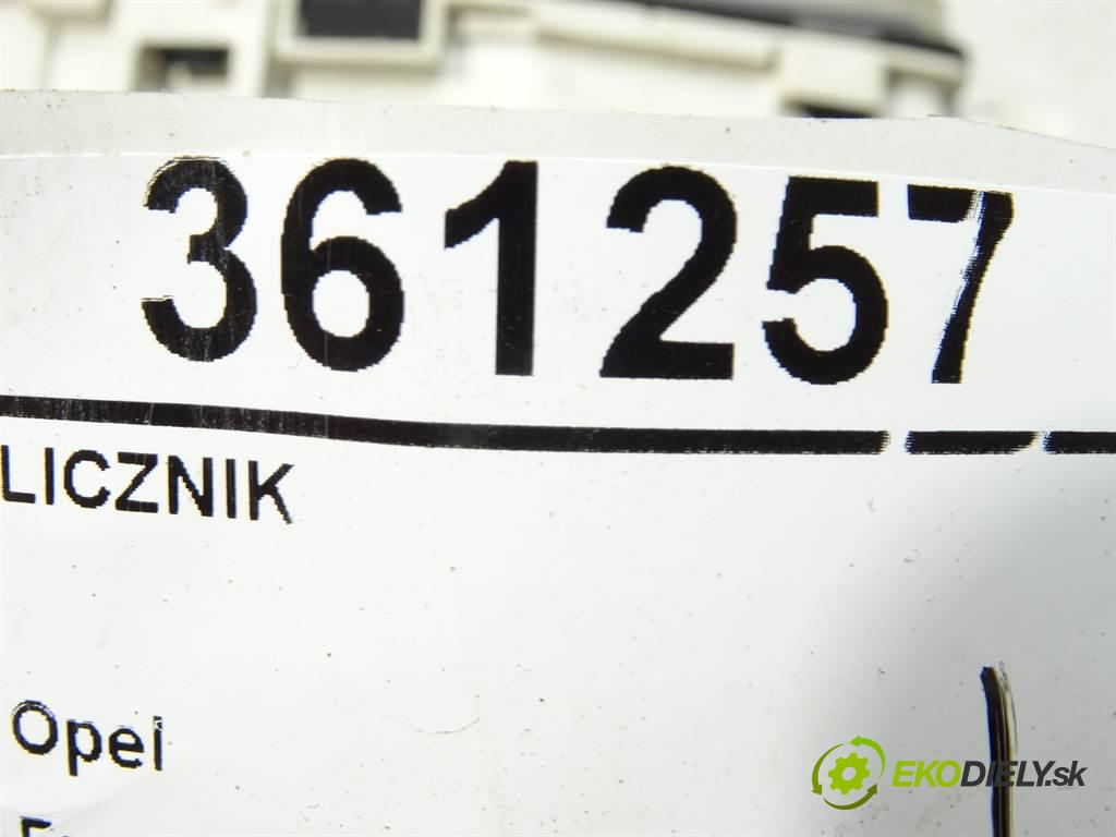 Opel Frontera A  1992 85KW 2.0B 115KM 91-98 2000 Prístrojovka 91140377 (Prístrojové dosky, displeje)