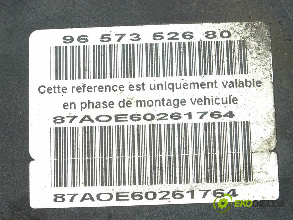 Citroen C4  2006 80 kW HATCHBACK 5D 1.6B 109KM 04-10 1600 Pumpa ABS 9657352680 (Pumpy ABS)