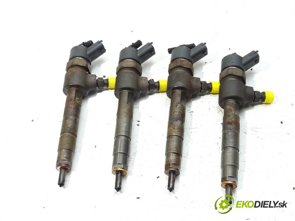 Fiat Stilo  2002 59 kW HATCHBACK 5D 1.9JTD 115KM 01-07 1900 vstřikovací ventily 0445110119