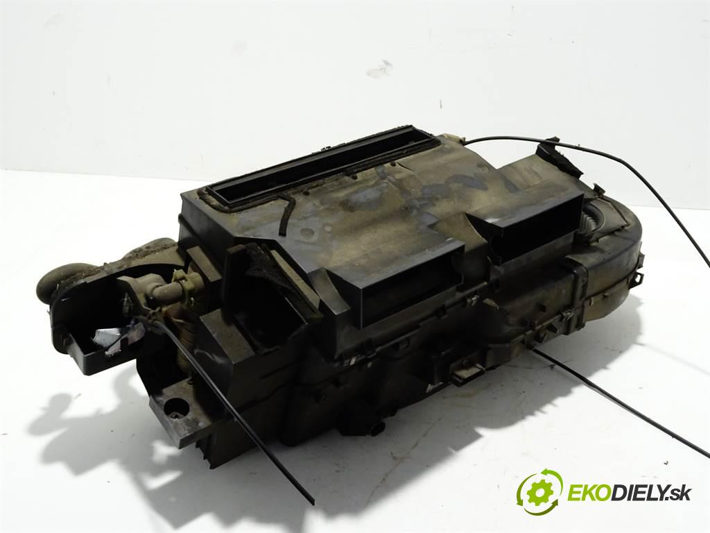 Mercedes-Benz ATEGO    MP1 4.2D 152KM 96-02  Výhrevné teleso, radiátor kúrenia A9738300061 (Radiátory kúrenia)