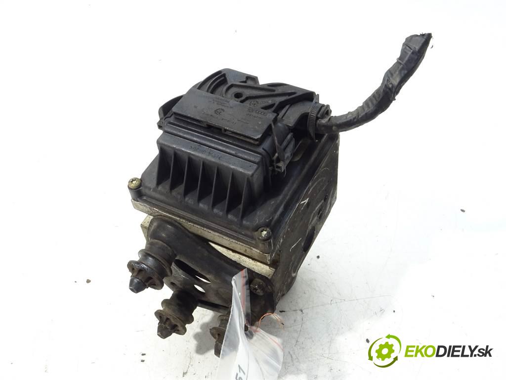 Volkswagen Passat B6  2005 103KW SEDAN 4D 2.0TDI 140KM 05-10 1968 Pumpa ABS 3C0614095K (Pumpy ABS)