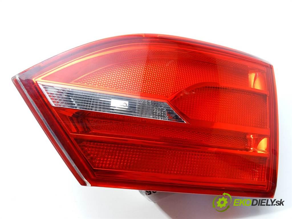 Volkswagen Jetta VI  2013 77 kW SEDAN 1.6TDI 105KM 10-14 1600 Svetlo zad pravá vnútorná 5C6945260A (Ostatné)