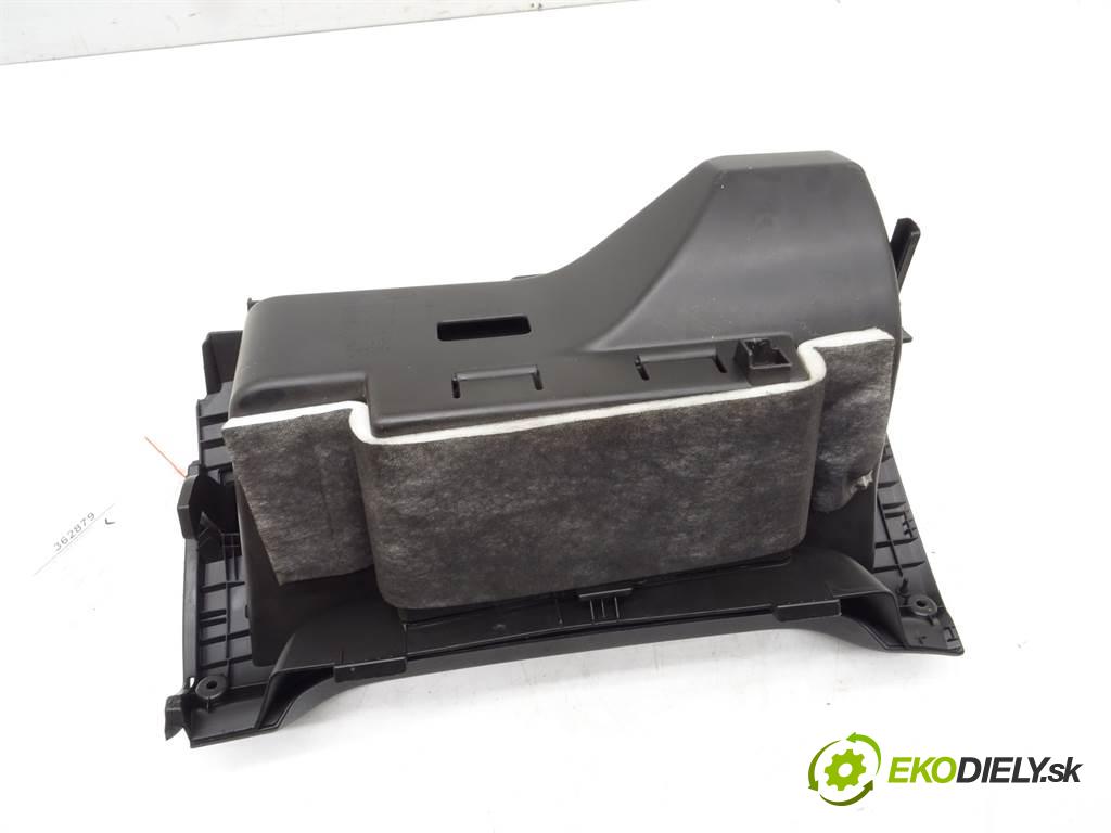 Opel Meriva B  2010 81 kW 1.7CDTI 131KM 10-17 1700 Priehradka, kastlík spolujazdca  (Priehradky, kastlíky)