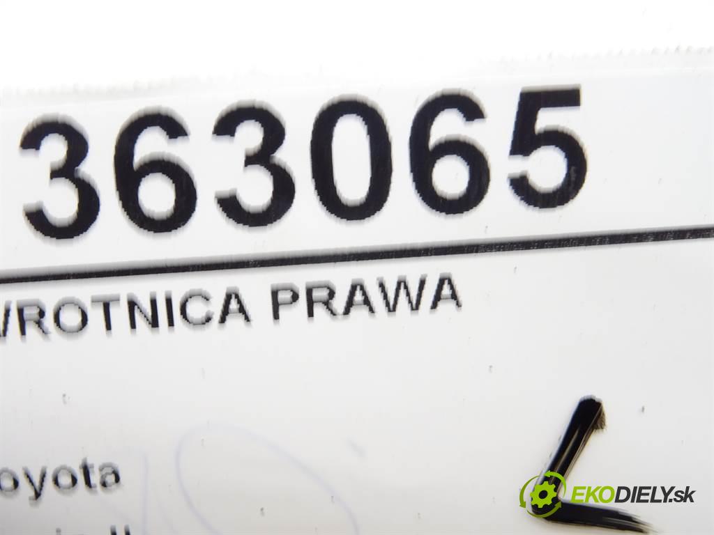 Toyota Auris II  2014 97KW HATCHBACK 5D 1.6B 132KM 12-15 1598 náboj pravá  (Náboje)