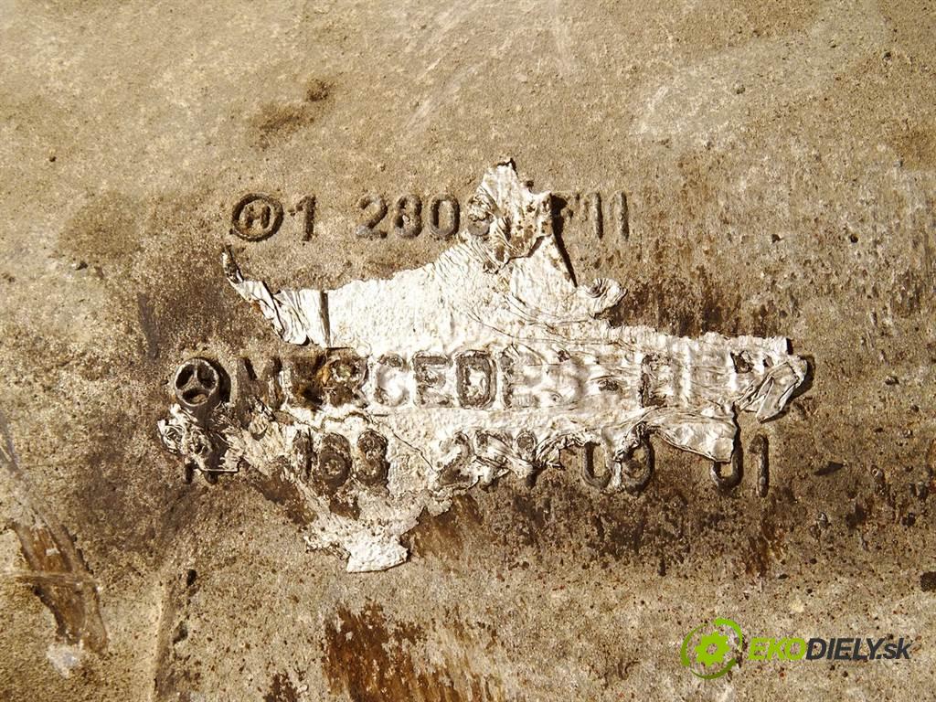 SsangYong Rexton  2005 121KW 2.7 XDI 165KM 01-06 2700 převodovka Reduktor A1632710901 A1632710501