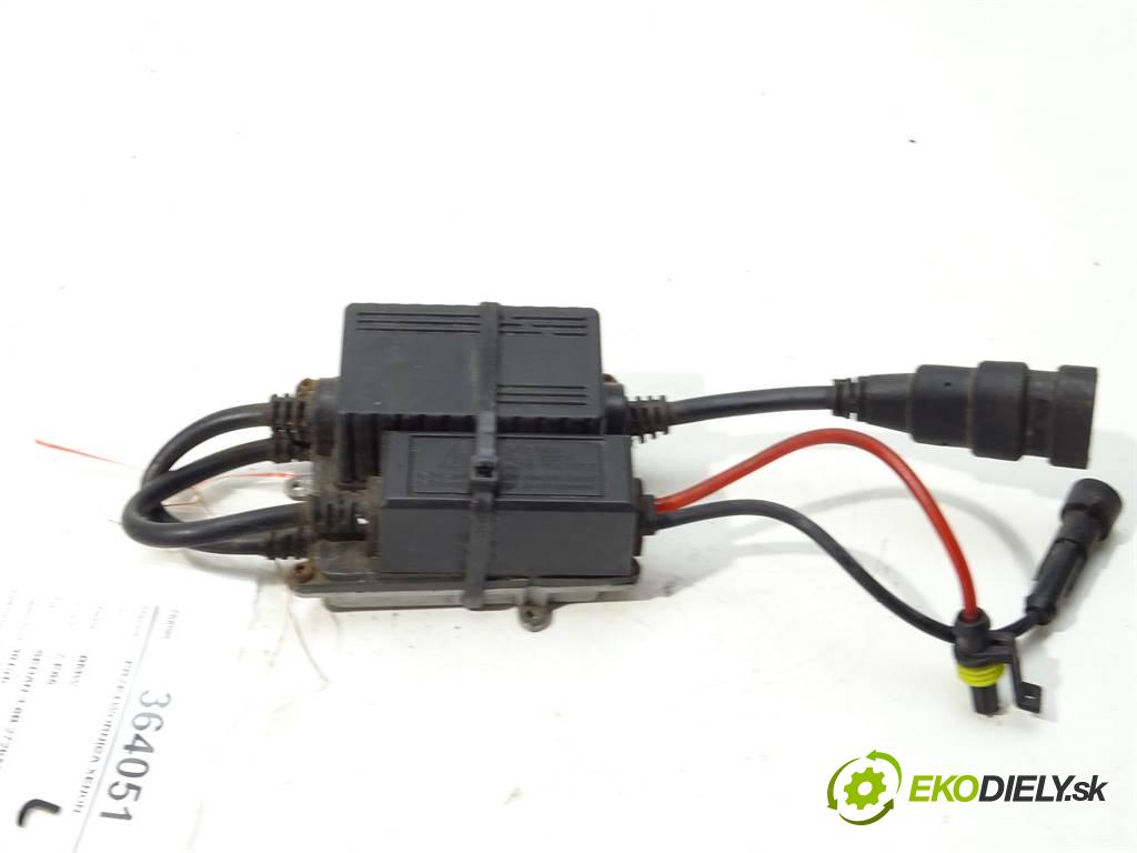 BMW 7 E65  2002 200 kW SEDAN 3.6B 272KM 01-09 3600 Menič XENON  (Riadiace jednotky xenónu)