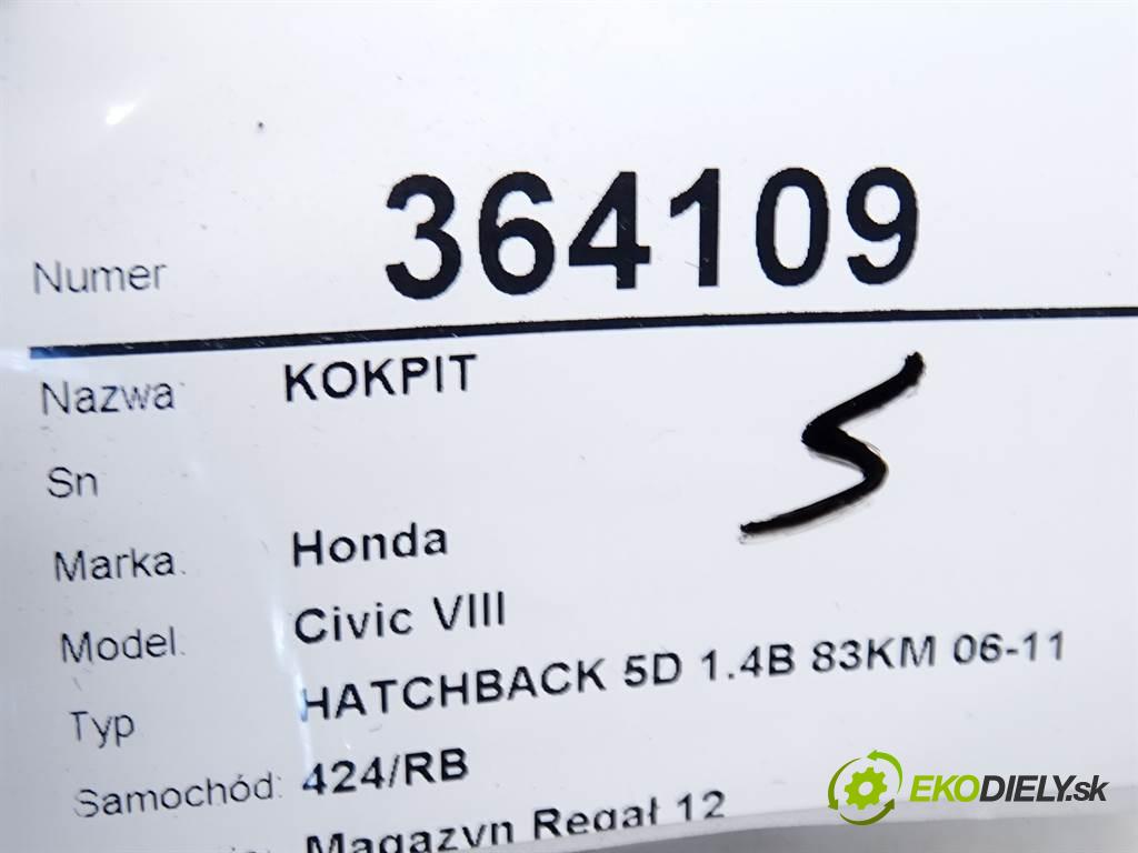 Honda Civic VIII  2006 61 kW HATCHBACK 5D 1.4B 83KM 06-11 1300 Palubná doska  (Palubné dosky)