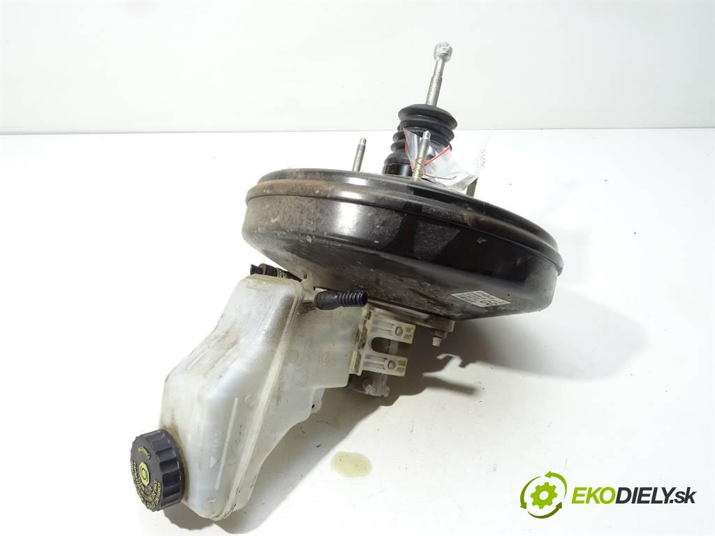 Opel Corsa E  2015 51 kW HATCHBACK 3D 1.2B 69KM 14- 1200 Posilovač Pumpa brzdová 13380250 (Posilňovače bŕzd)