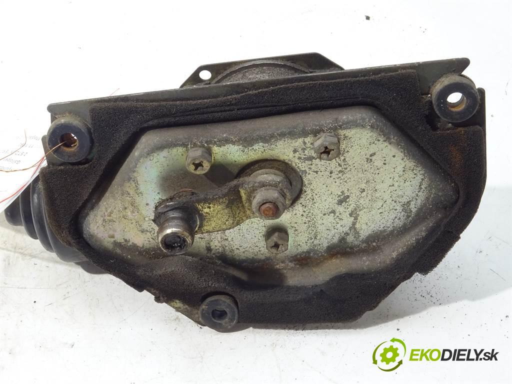 Hyundai Galloper II  1999  2.5TD INTERCOOLER 99KM 97-03 2500 Motorček stieračov predný WM118NA (Motorčeky stieračov predné)