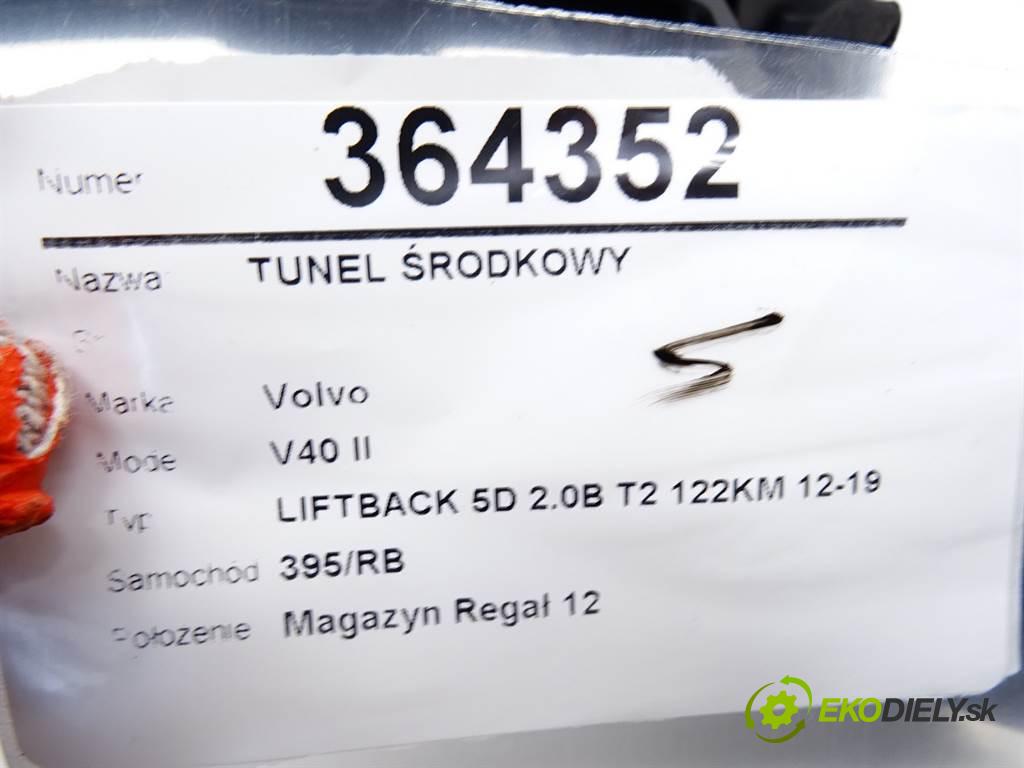 Volvo V40 II  2018 90 kW LIFTBACK 5D 2.0B T2 122KM 12-19 2000 Tunel stredový  (Stredový tunel / panel)