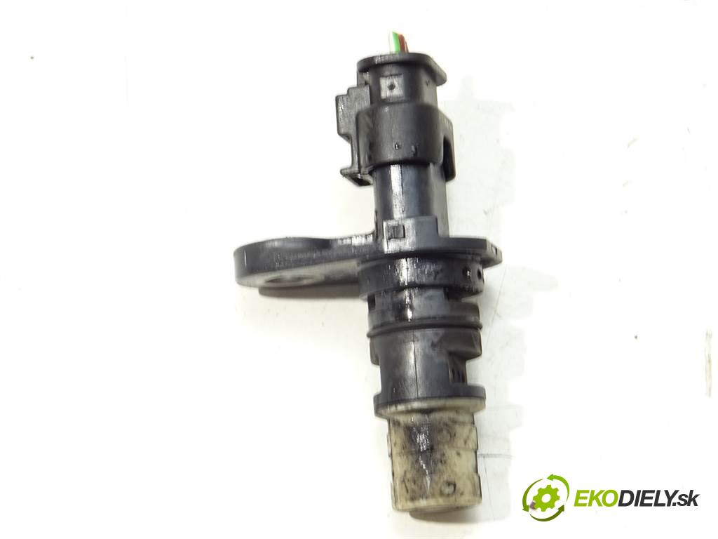 Volvo V40 II    LIFTBACK 5D 2.0B T2 122KM 12-19  snímač pozice hřídele klikového  (Snímače polohy kliky, vačky)