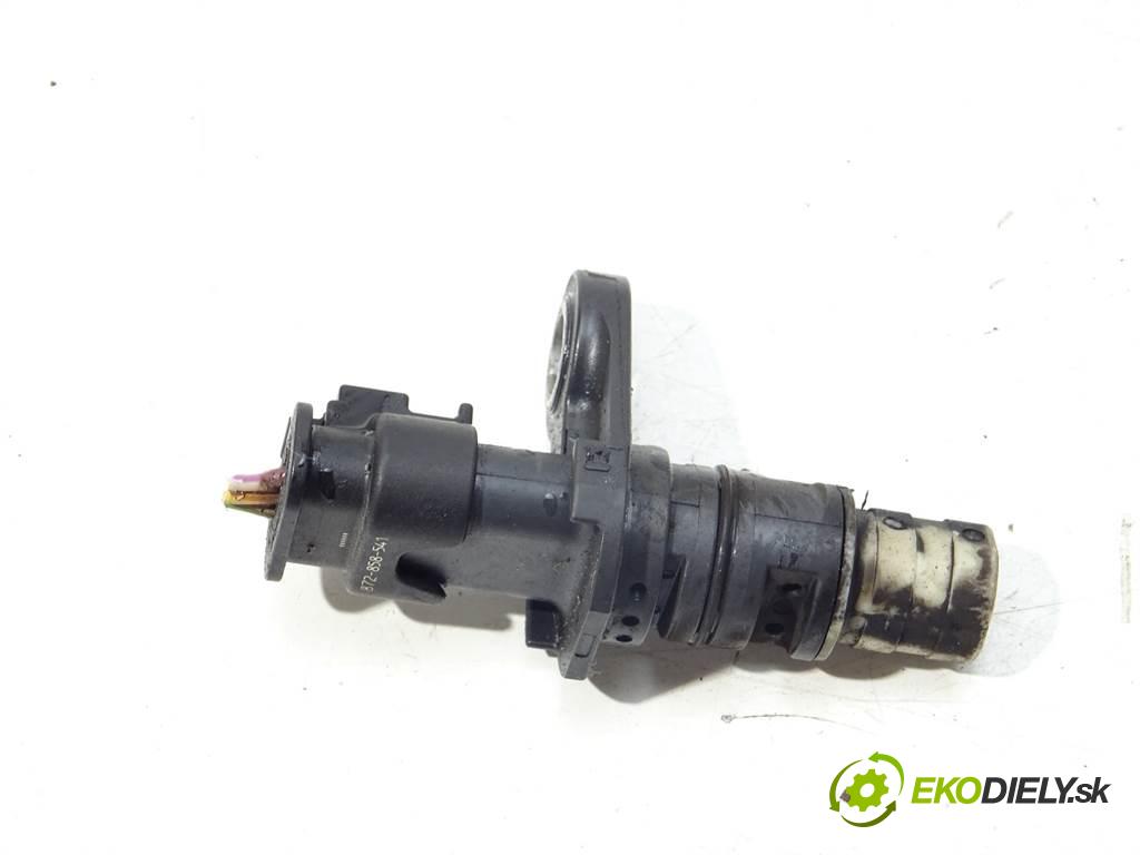 Volvo V40 II    LIFTBACK 5D 2.0B T2 122KM 12-19  snímač pozice hřídele klikového  (Snímače polohy kliky, vačky)