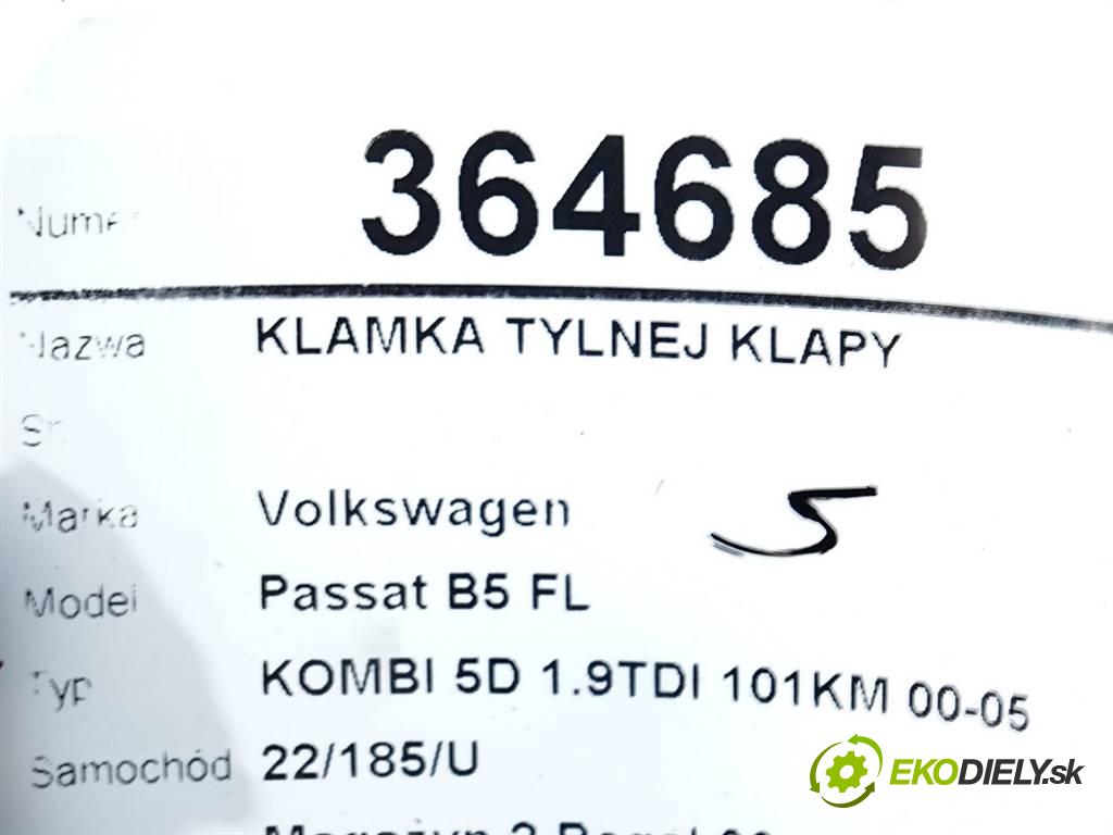 Volkswagen Passat B5 FL  2002 101KM KOMBI 5D 1.9TDI 101KM 00-05 1900 Kľučka zad dverí 3B9827566