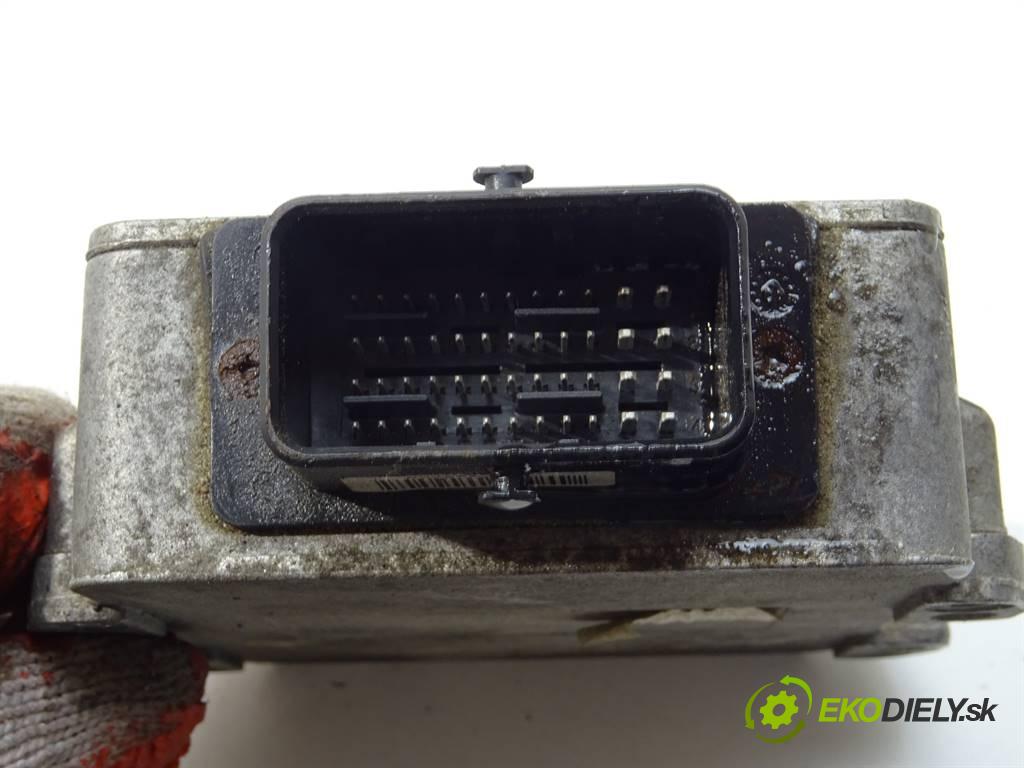 . .    A  riadiaca jednotka do plynového pedálu LPG 67R-014903 (Riadiace jednotky)