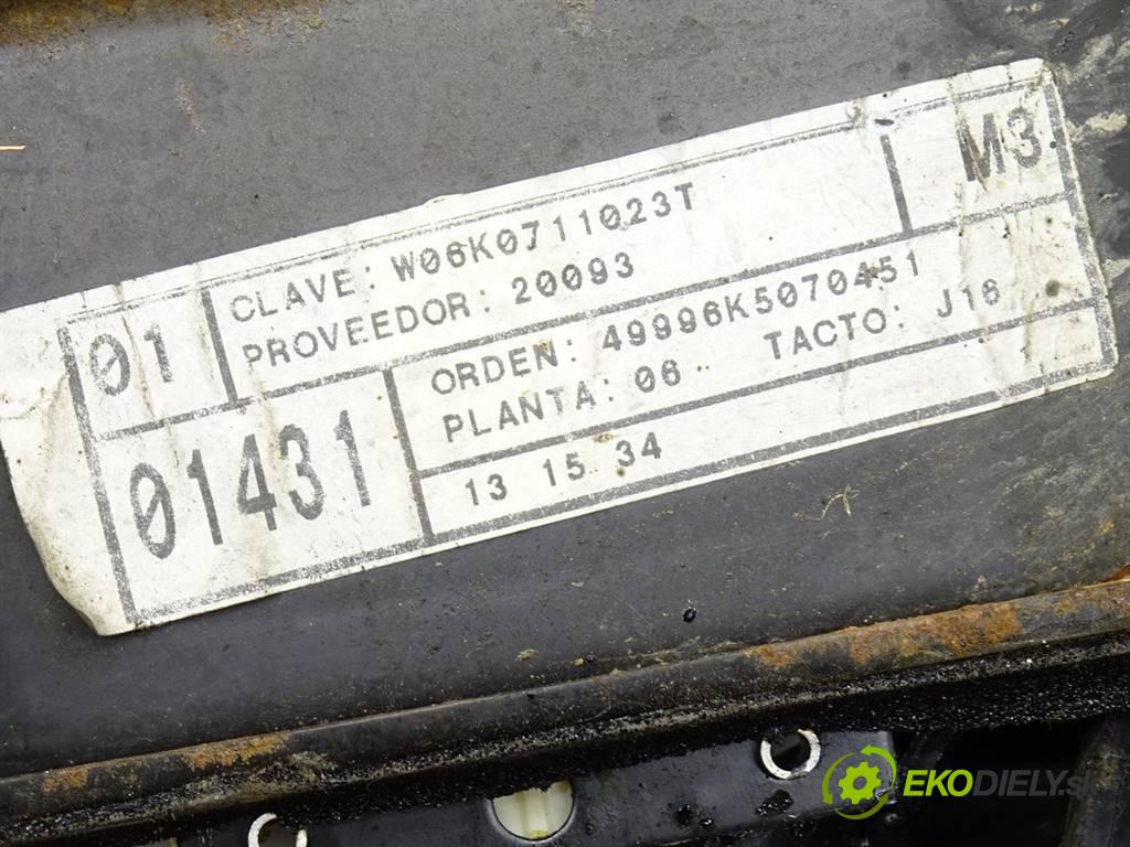 Seat Cordoba FL  2000 55KW SEDAN 4D 1.6B 75KM 99-02 1600 Kulisa 6K0711023T (Rýchlostné páky / kulisy)