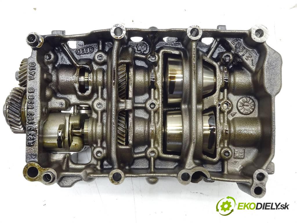 Volkswagen Passat B6    SEDAN 2.0TDI 136KM 05-10  Pumpa oleja 03G103535B (Olejové pumpy)