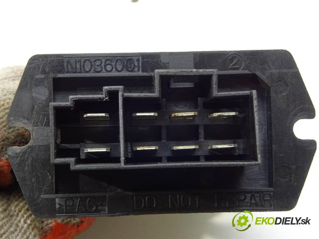 Dodge Grand Caravan IV  2004 154 kW 3.8B V6 208KM 00-07 3800 Odpor, rezistor kúrenia vzduchu  (Odpory (rezistory) kúrenia)