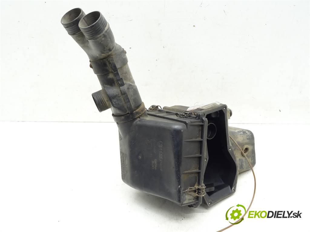 Audi 100 C3  1990 98 kW SEDAN 4D 2.3B 133KM 82-91 2300 obal filtra vzduchu 021129620 (Kryty filtrů)
