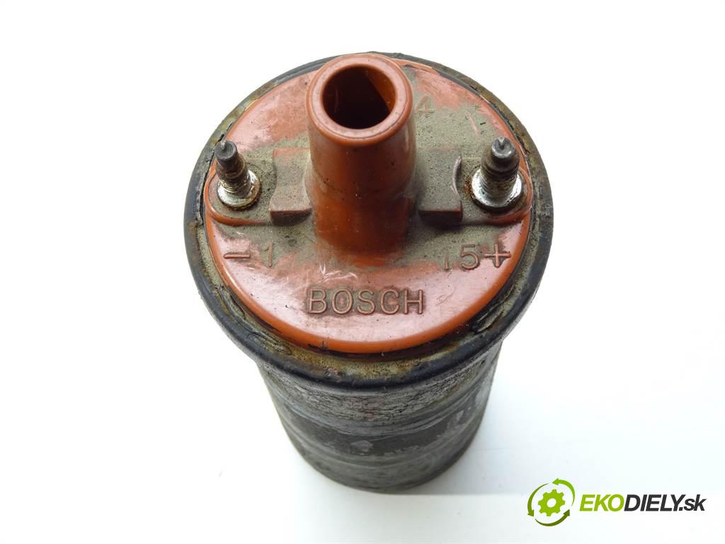 Audi 100 C3    SEDAN 4D 2.3B 133KM 82-91  Cievka zapaľovacia 443905105B (Zapaľovacie cievky, moduly)