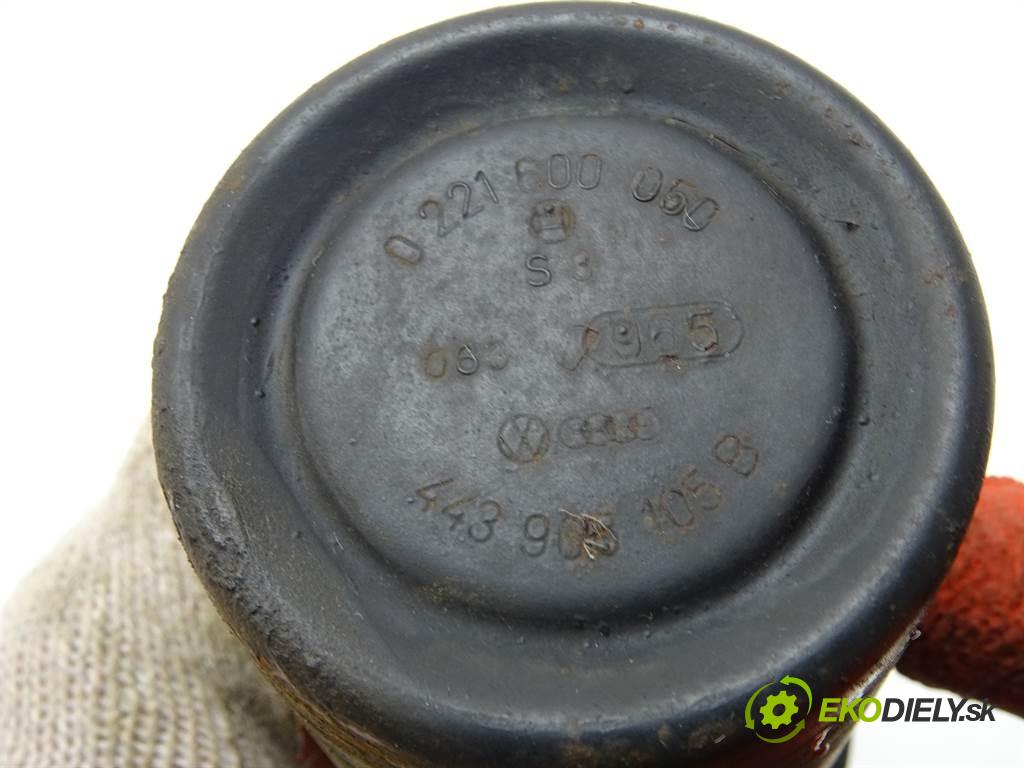 Audi 100 C3    SEDAN 4D 2.3B 133KM 82-91  Cievka zapaľovacia 443905105B (Zapaľovacie cievky, moduly)