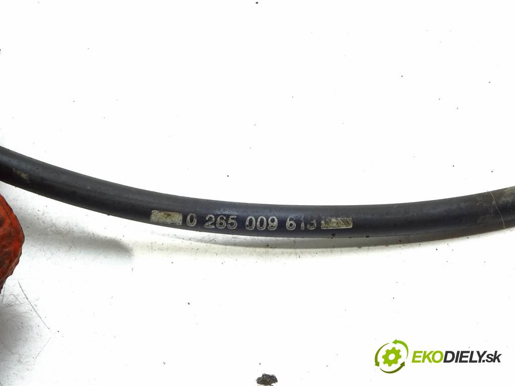 Renault Megane IV  2017  SEDAN 4D 1.5DCI 110KM 15- 1500 Snímač ABS predný ľavy 0265009613 (Snímače ABS)