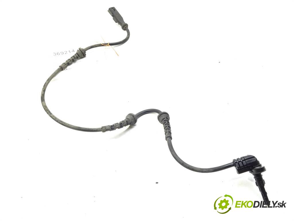 Renault Megane IV  2017  SEDAN 4D 1.5DCI 110KM 15- 1500 Snímač ABS predný pravy 0265009613 (Snímače ABS)