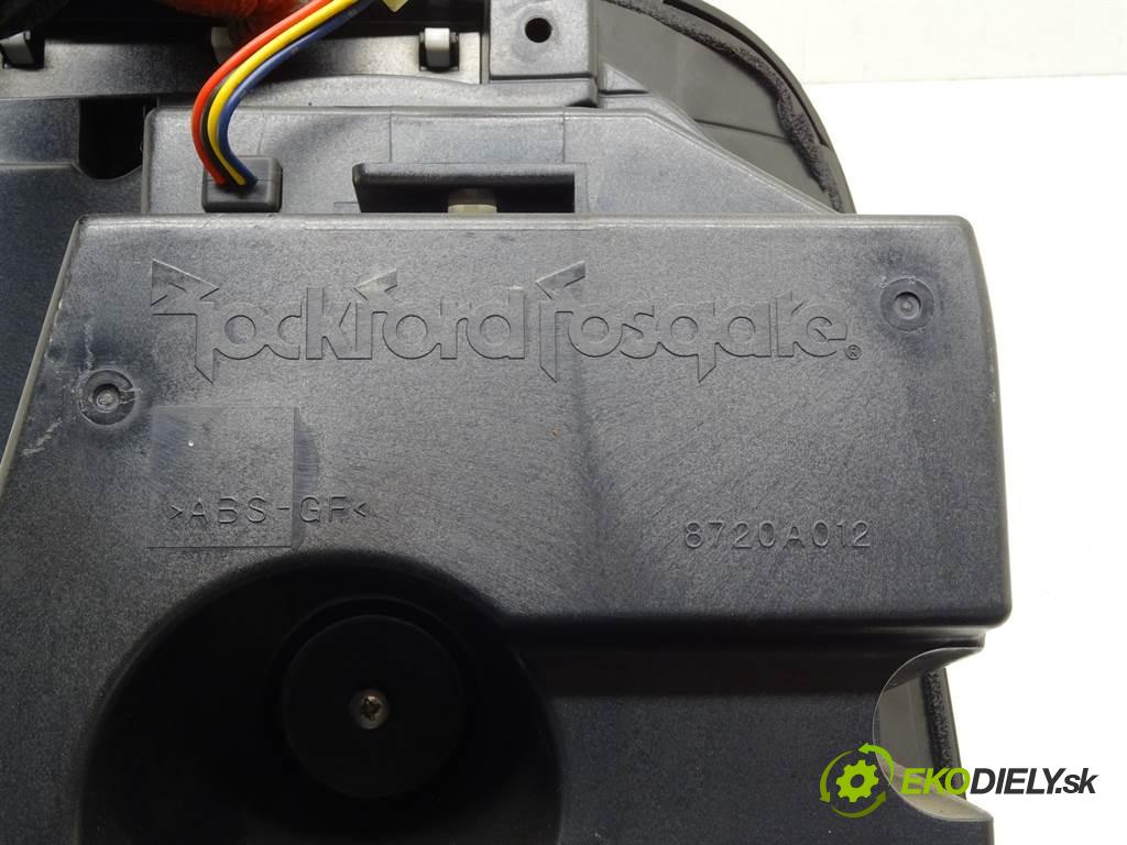 Mitsubishi Outlander II    2.0DI-D 140KM 06-12  reproduktory Zosilňovač subwoofer ROCKFORD 8701A279 8720A012