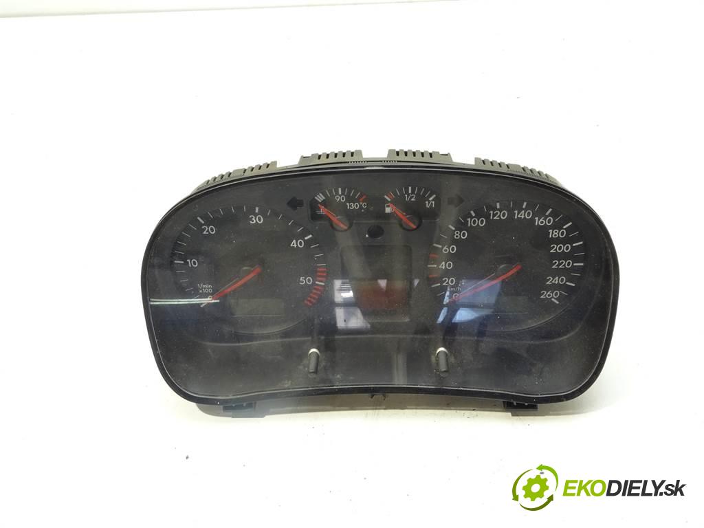 Volkswagen Golf IV  2001 74kw HATCHBACK 3D 1.9TDI 101KM 97-03 1900 Prístrojovka 1J0920825C (Prístrojové dosky, displeje)