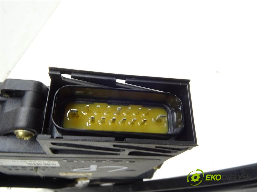 Volkswagen Sharan LIFT  2000 85KW 1.9TDI 115KM 00-10 1900 mechanismus okna přední část levý 7M3959801