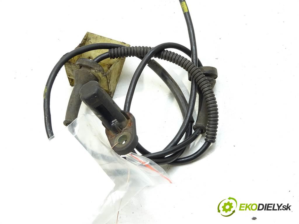 Volvo XC90 I  2005 315KM 4.4B V8 316KM 02-06 4400 Snímač ABS predný ľavy  (Snímače ABS)