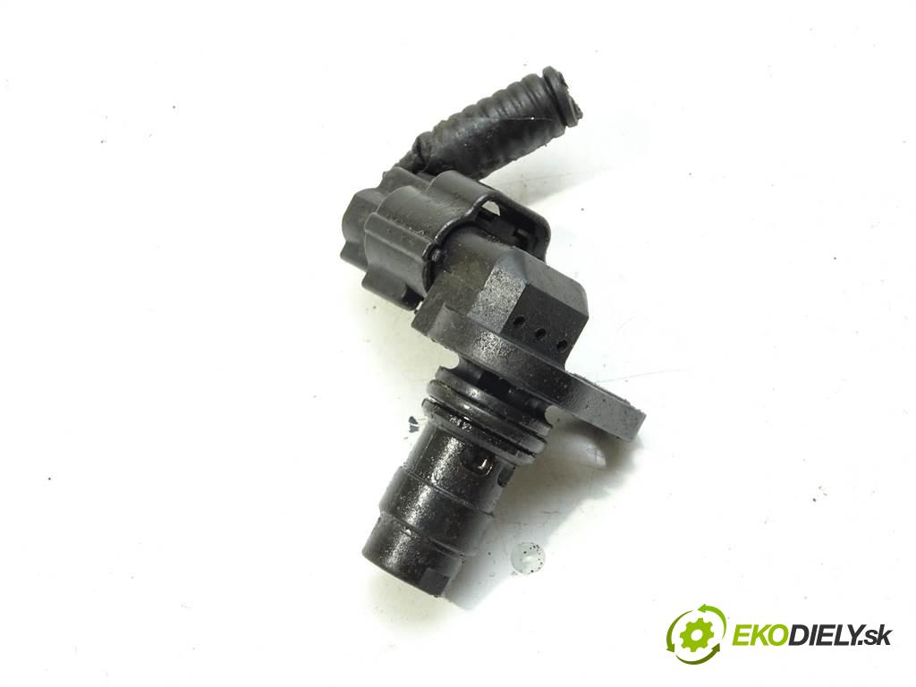 Volvo XC90 I    4.4B V8 316KM 02-06  snímač pozice vačkového hřídele  (Snímače polohy kliky, vačky)