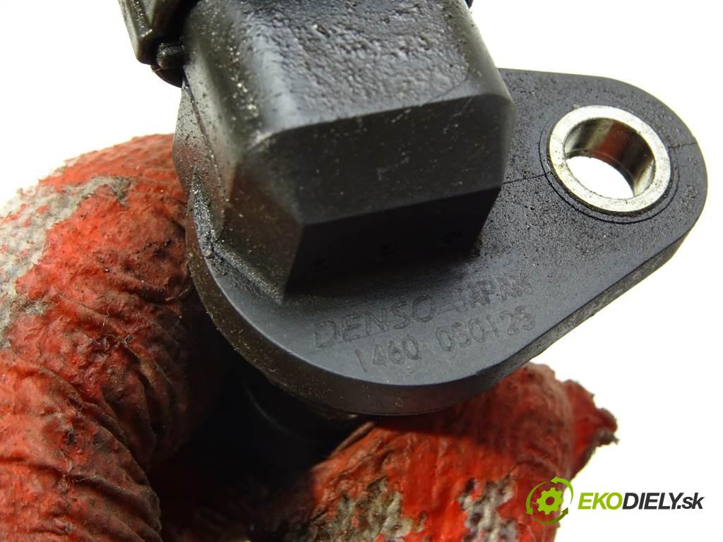 Volvo XC90 I    4.4B V8 316KM 02-06  snímač pozice vačkového hřídele  (Snímače polohy kliky, vačky)