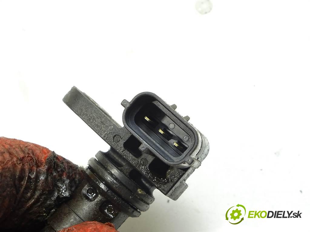Volvo XC90 I    4.4B V8 316KM 02-06  snímač pozice vačkového hřídele  (Snímače polohy kliky, vačky)