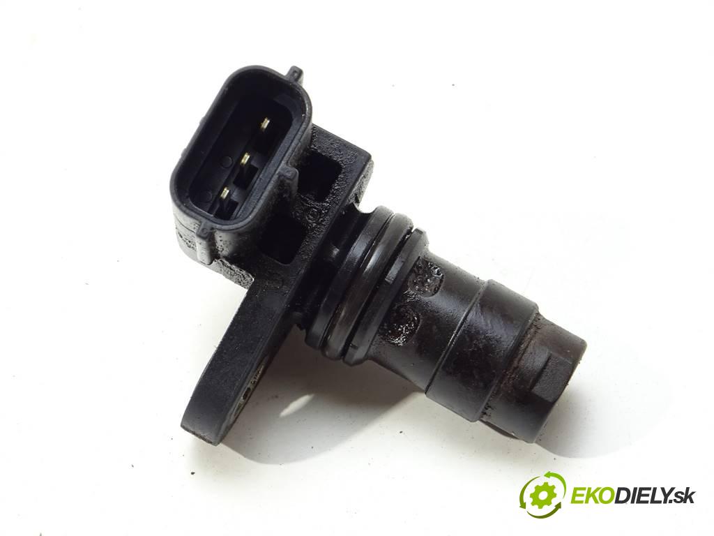 Volvo XC90 I    4.4B V8 316KM 02-06  snímač pozice vačkového hřídele  (Snímače polohy kliky, vačky)