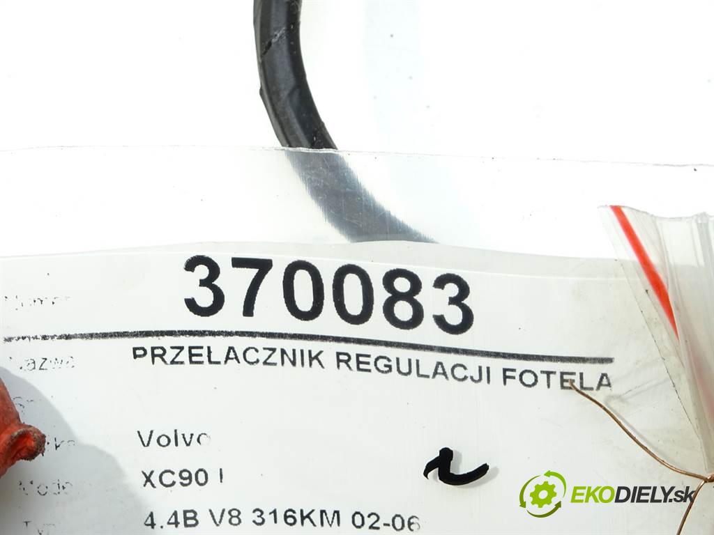 Volvo XC90 I    4.4B V8 316KM 02-06  Prepínač nastavenia sedačky