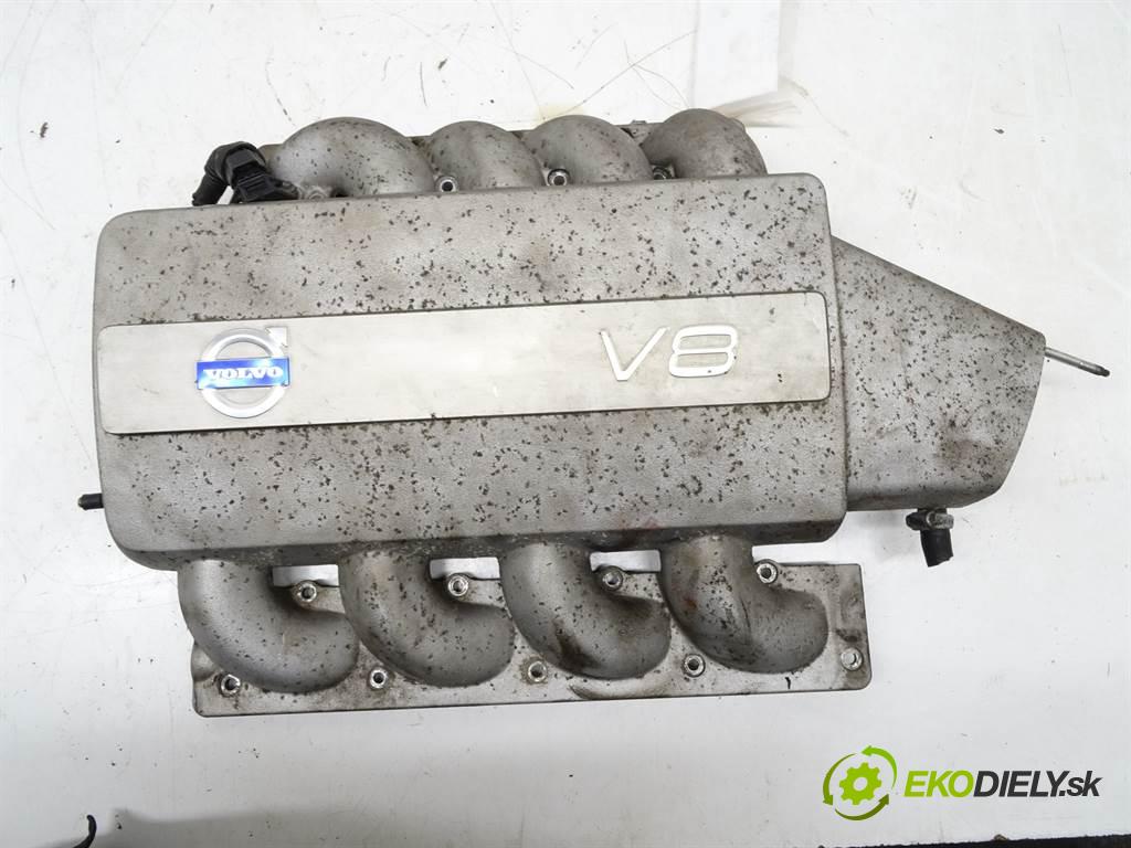 Volvo XC90 I    4.4B V8 316KM 02-06  Potrubie sacie, sanie  (Sacie potrubia)