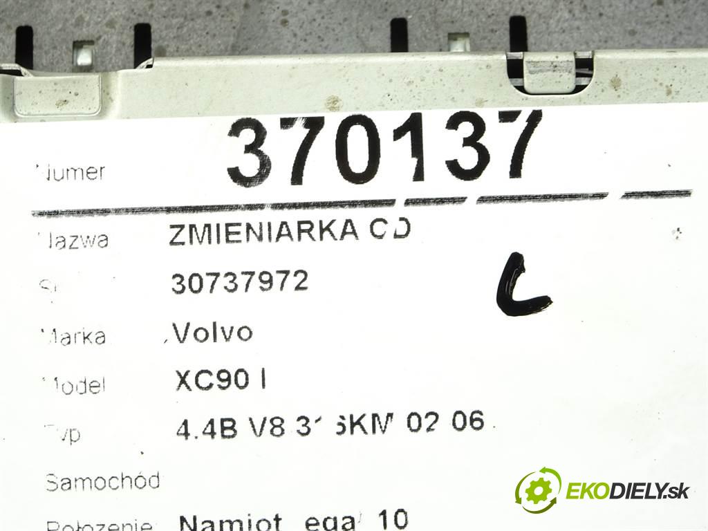 Volvo XC90 I    4.4B V8 316KM 02-06  Menič CD 30737972 (CD meniče)