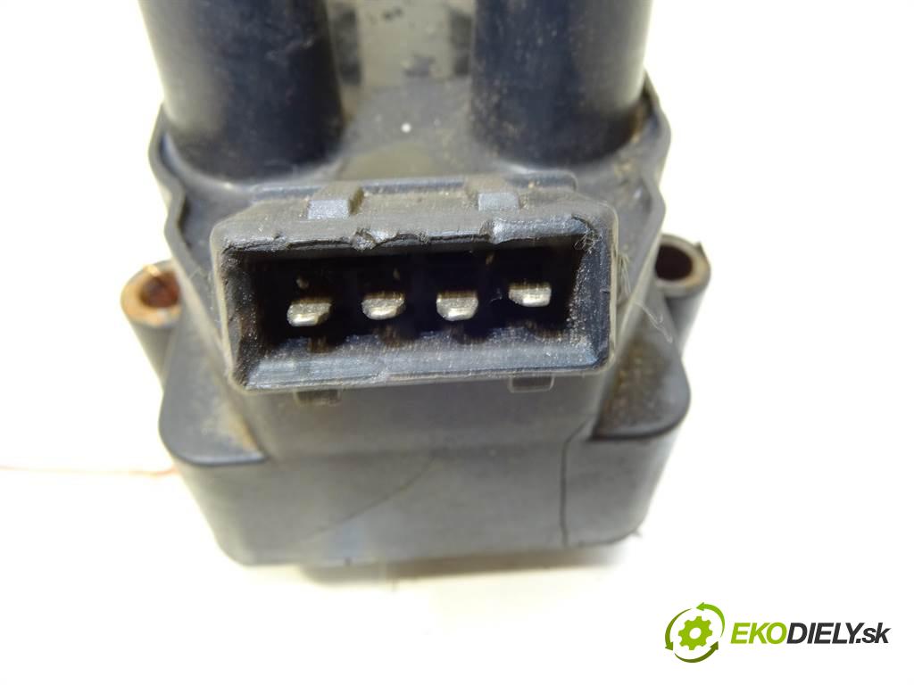 Volkswagen Golf IV  2001 55 kW HATCHBACK 5D 1.4B 75KM 97-03 1400 Cievka zapaľovacia  (Zapaľovacie cievky, moduly)