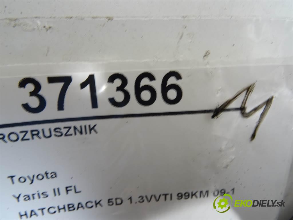 Toyota Yaris II FL  2010 73 kW HATCHBACK 5D 1.3VVTI 99KM 09-11 1300 Štartér 28100-0Y010 (Štartéry)