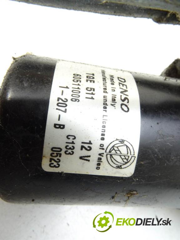 Fiat Stilo  2001 76 kW HATCHBACK 5D 1.6B 103KM 01-07 1600 Mechanizmus stieračov predný 60511006 (Motorčeky stieračov predné)