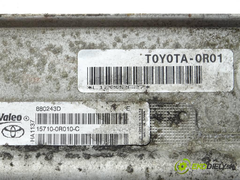 Toyota Avensis III T27  2010 93 kW SEDAN 4D 2.0D-4D 126KM 09-15 2000 Chladič oleja 15710-0R010-C (Chladiče oleja)