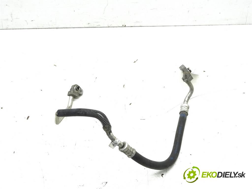 Toyota Avensis III T27    SEDAN 4D 2.0D-4D 126KM 09-15  rúrka klimatizácie  (Rúrky klimatizácie)