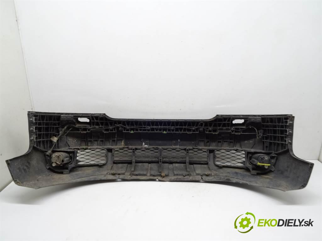 Audi A6 C5 Allroad  2002 132 kW 2.5TDI 180KM 99-05 2500 Nárazník predný  (Ostatné)