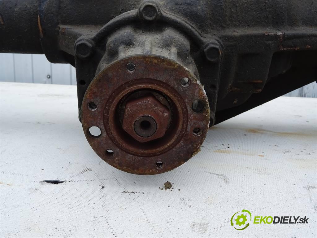 Volkswagen LT  1984 51 kW 28-35 2.4D 102KM (75kW) 2400 Most zad ,diferenciál  (Zadné)
