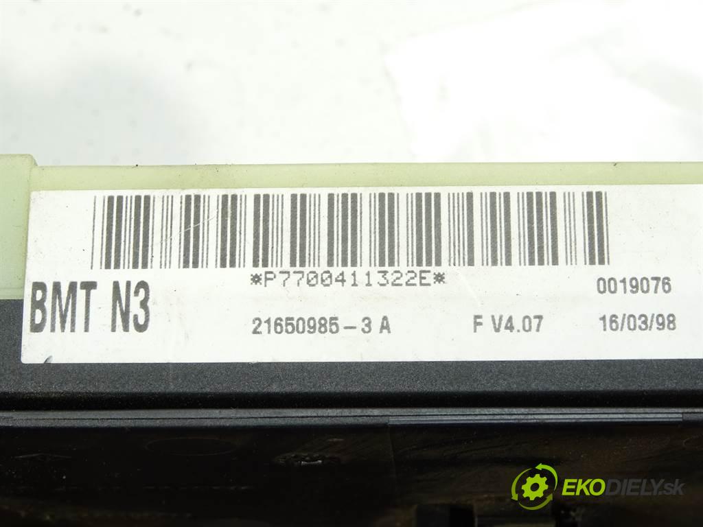 Renault Clio II    HATCHBACK 5D 1.4B 75KM 98-05  modul BSI BMT 7700411322E