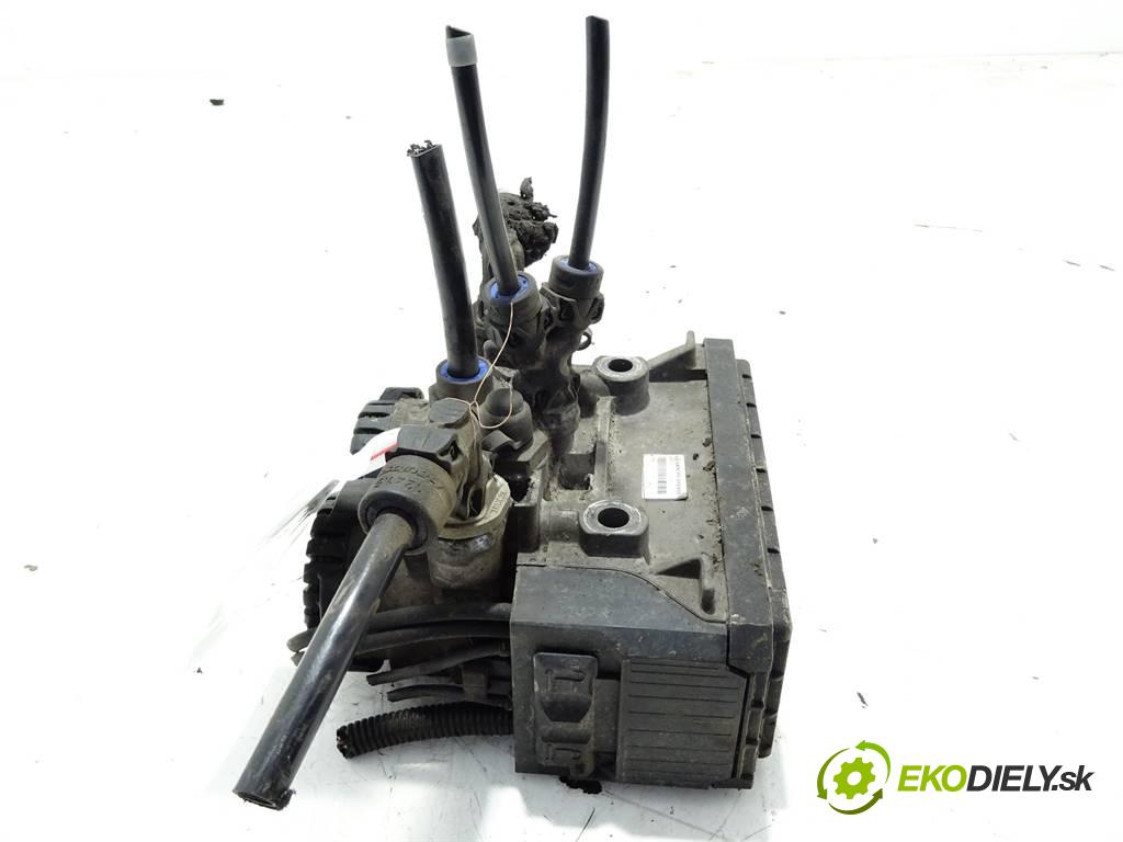 Renault Premium    DXI 460 06-14r  ventil modul EBS 21122035