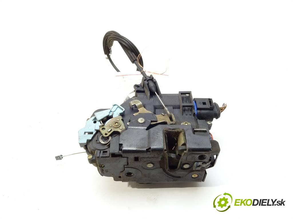 Seat Altea  2004 77 kW 1.9TDI 105KM 04-09 1900 zámok přední část levý 1P1837015