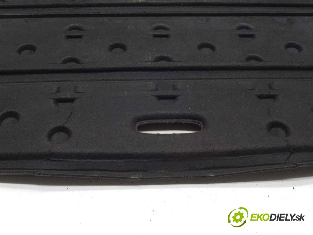 Seat Altea XL    4X4 FREETRACK 2.0TDI 140KM 06-09  podlaha kufra