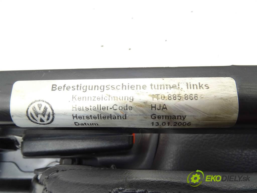 Volkswagen Touran    2.0TDI 140KM 03-15  sedadlo zadní část třetí VLÁDA:  (Sedačky, sedadla)