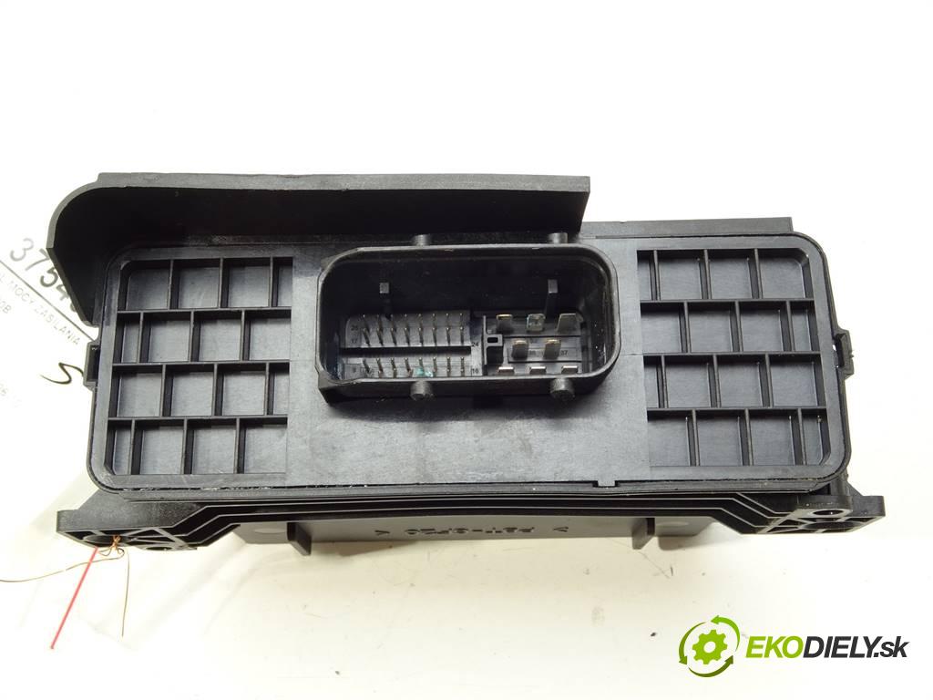 Audi S8 D3    A8 5.2B V10 450KM 06-10  Modul energie ZDROJ: 4E0907280B